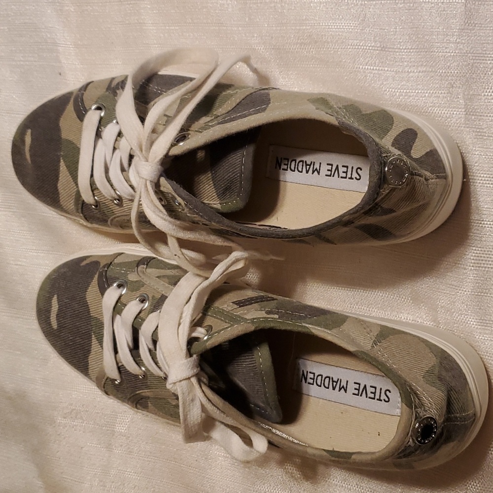 Pre-loved Steve Madden Women's Shoes 6.0